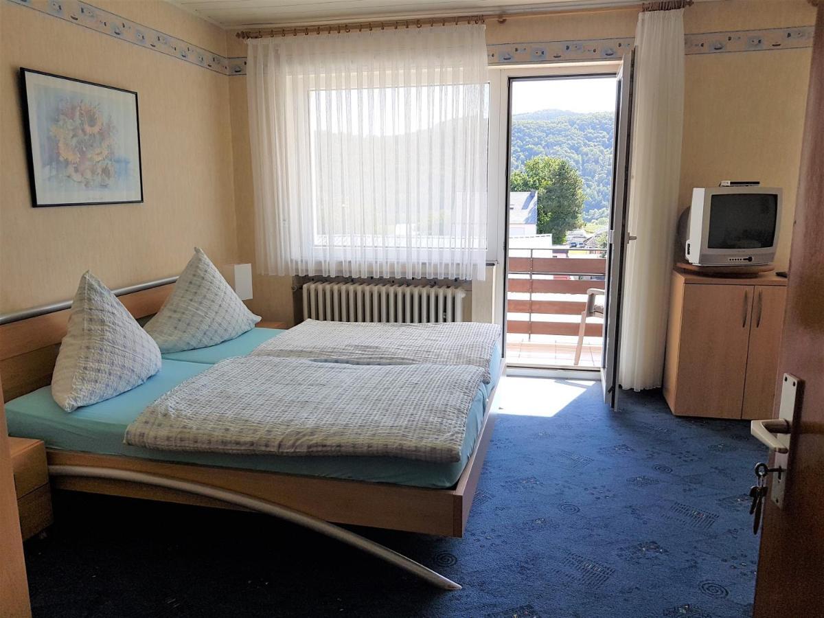 Ferienweinhaus Roemer-Knodt Kröv エクステリア 写真