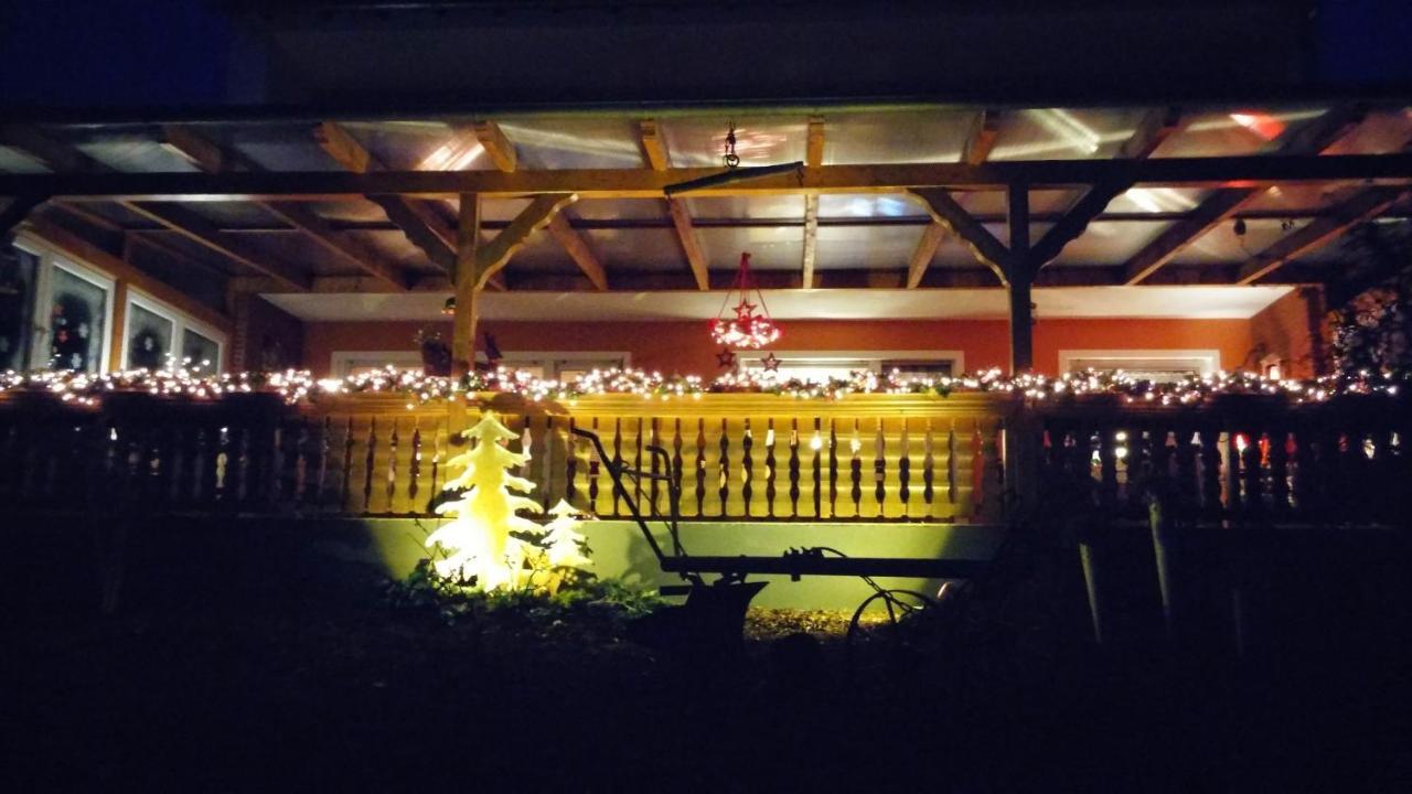 Ferienweinhaus Roemer-Knodt Kröv エクステリア 写真