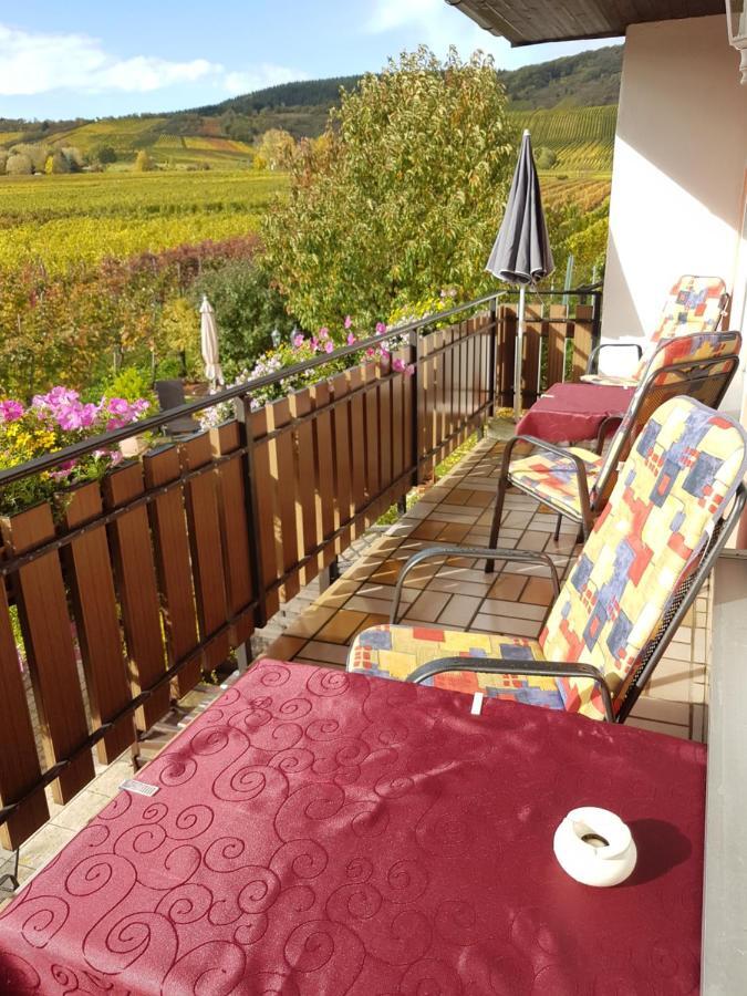 Ferienweinhaus Roemer-Knodt Kröv エクステリア 写真
